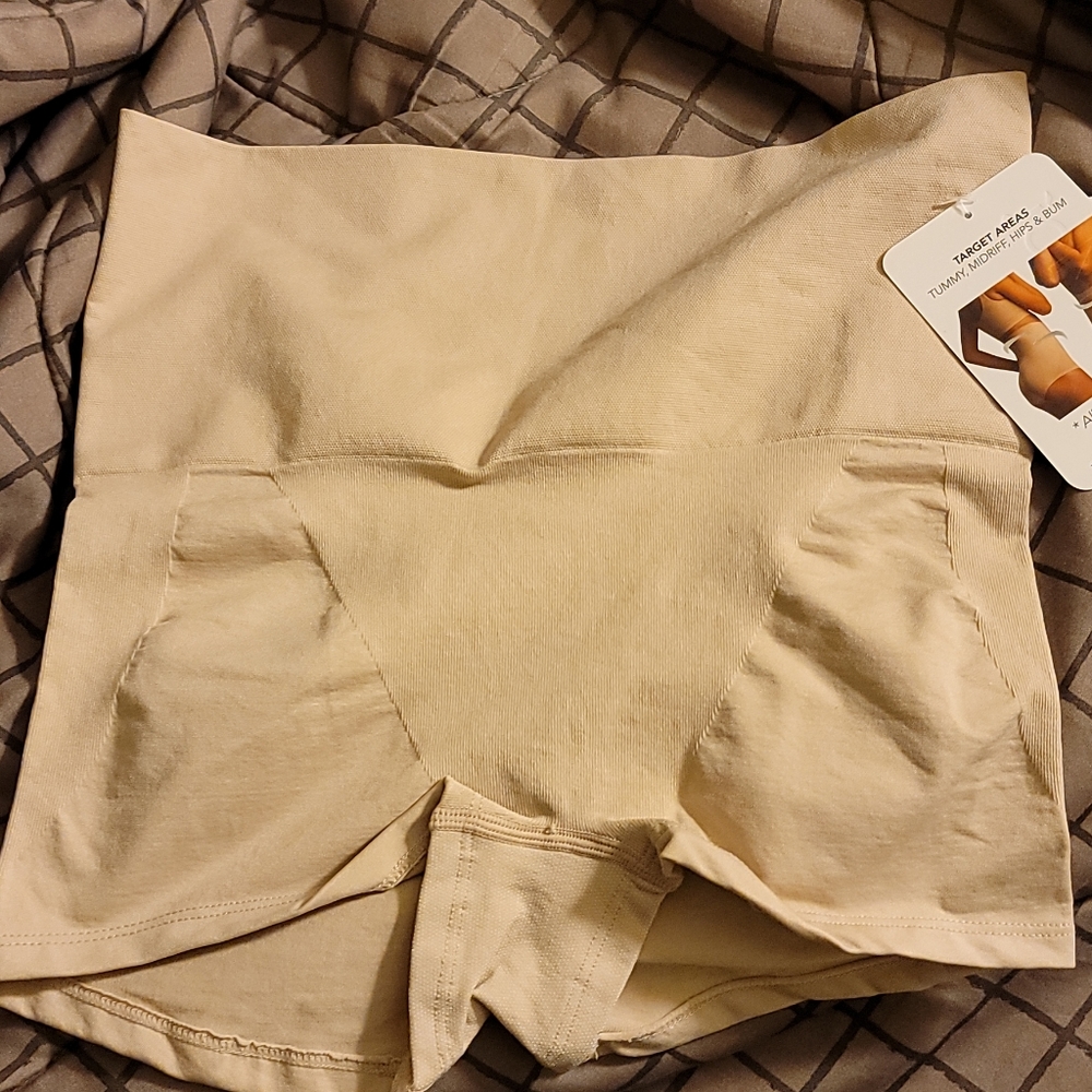 MeMoi High Waisted Boy Shorts